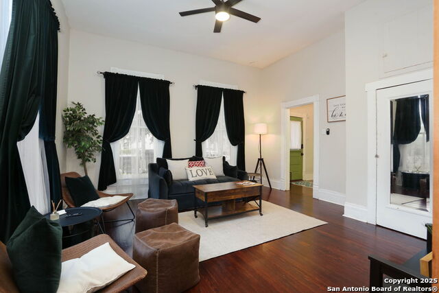 Image 15 of 28 For 1712 Pine N