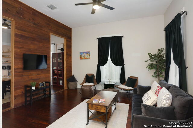 Image 16 of 28 For 1712 Pine N