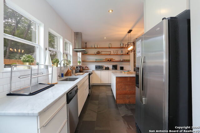 Image 19 of 28 For 1712 Pine N