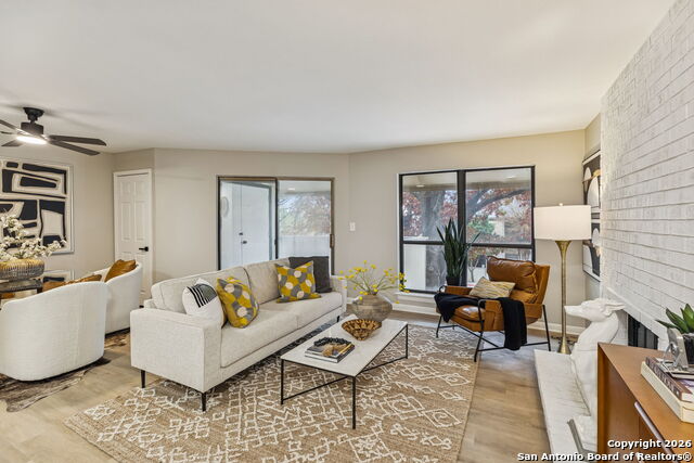 Image 11 of 21 For 11843 Braesview  1814