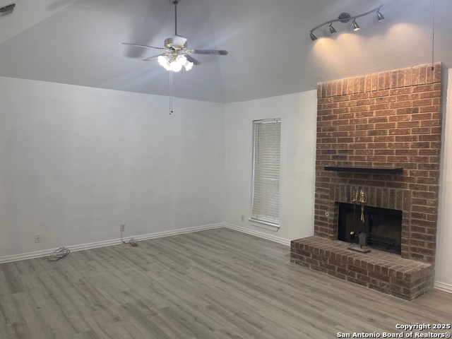 Image 2 of 6 For 106 River Knoll