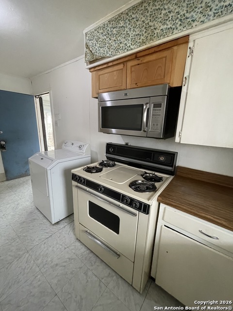 Image 14 of 34 For 910 Grosvenor