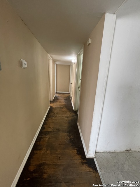 Image 16 of 34 For 910 Grosvenor