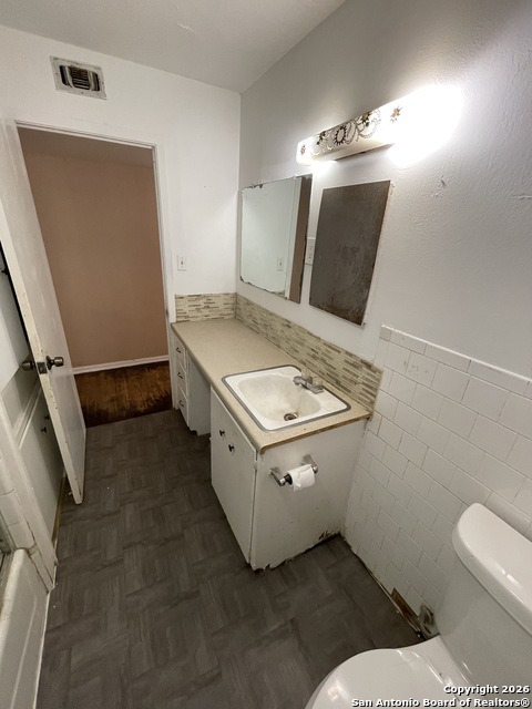 Image 18 of 34 For 910 Grosvenor