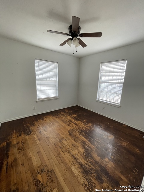 Image 21 of 34 For 910 Grosvenor