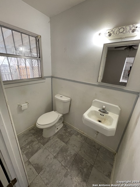 Image 23 of 34 For 910 Grosvenor