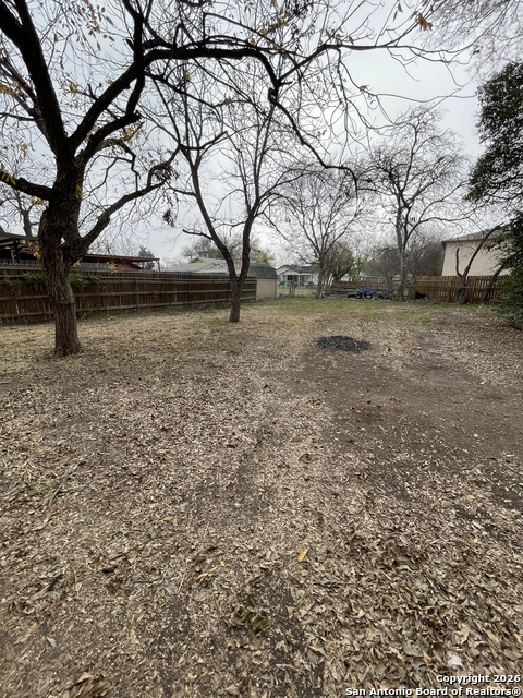 Image 28 of 34 For 910 Grosvenor