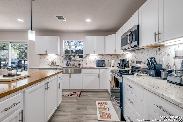 Image 12 of 35 For 432 Rebecca Springs Rd