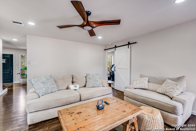 Image 5 of 35 For 432 Rebecca Springs Rd