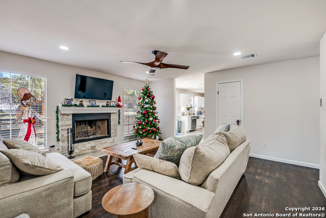 Image 7 of 35 For 432 Rebecca Springs Rd