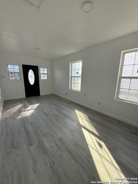 Image 10 of 22 For 2227 Hicks