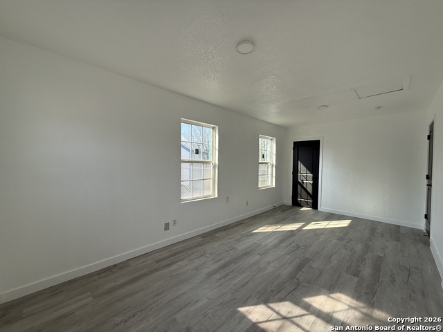 Image 8 of 22 For 2227 Hicks