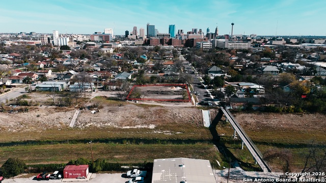 Image 2 of 12 For 1619 W Travis St