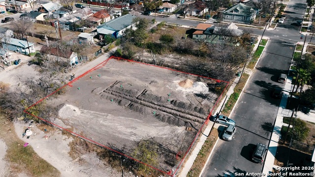 Image 3 of 12 For 1619 W Travis St