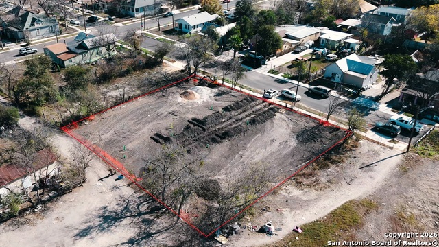 Image 4 of 12 For 1619 W Travis St