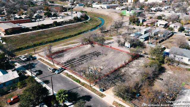 Image 7 of 12 For 1619 W Travis St