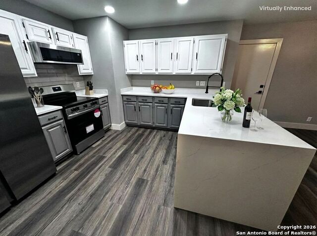 Image 5 of 16 For 5735 Cedar  