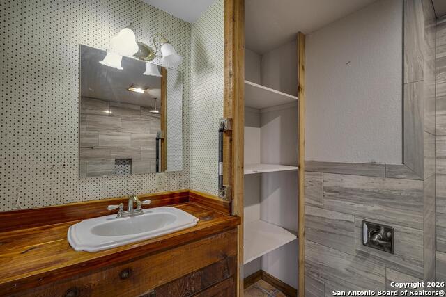 Image 11 of 50 For 360 Kirk Ln  