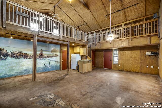 Image 21 of 50 For 360 Kirk Ln  