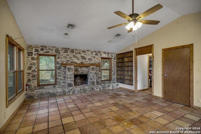 Image 7 of 50 For 360 Kirk Ln  