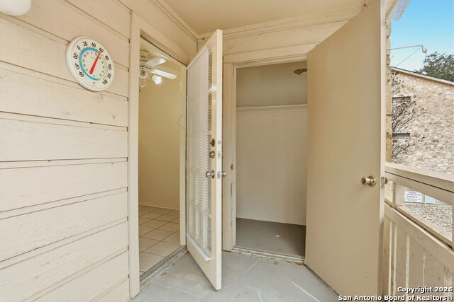 Image 27 of 30 For 7738 Chambers  907