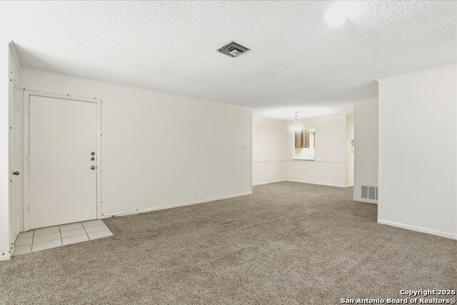 Image 5 of 30 For 7738 Chambers  907