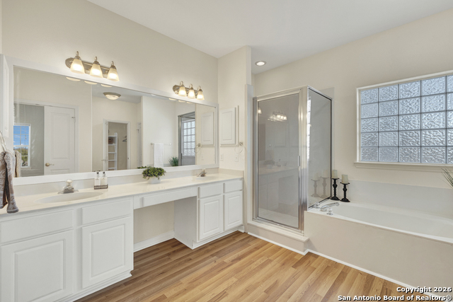 Image 15 of 39 For 2305 Connie  Ste 102