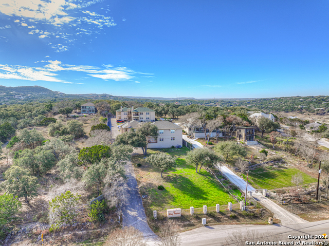 Image 33 of 39 For 2305 Connie  Ste 102