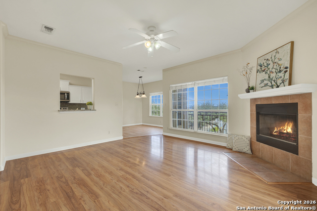 Image 8 of 39 For 2305 Connie  Ste 102