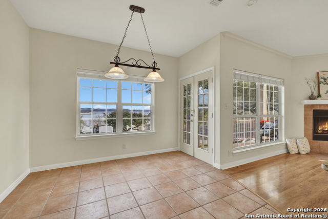 Image 9 of 39 For 2305 Connie  Ste 102