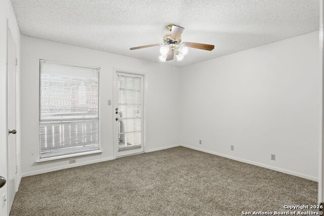 Image 17 of 30 For 7738 Chambers  908