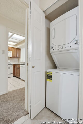 Image 25 of 30 For 7738 Chambers  908