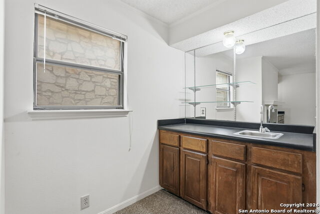 Image 8 of 30 For 7738 Chambers  908