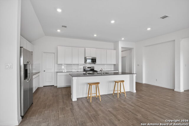 Image 11 of 31 For 5755 Musquiz