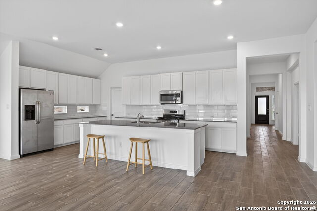 Image 13 of 31 For 5755 Musquiz