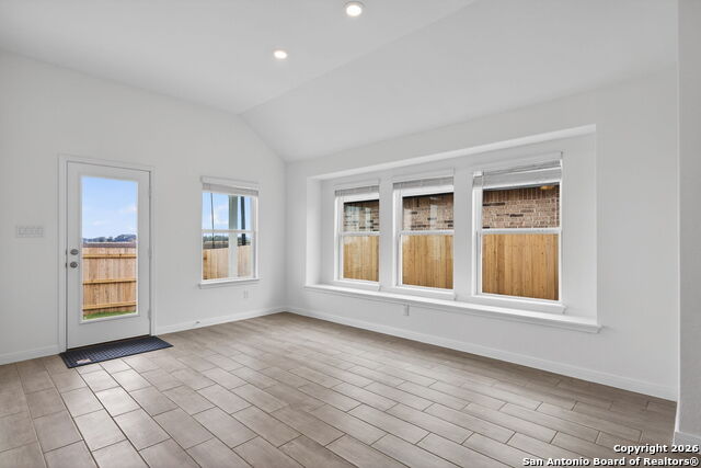 Image 15 of 31 For 5755 Musquiz