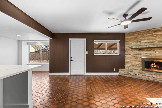 Image 10 of 55 For 2914 War Feather