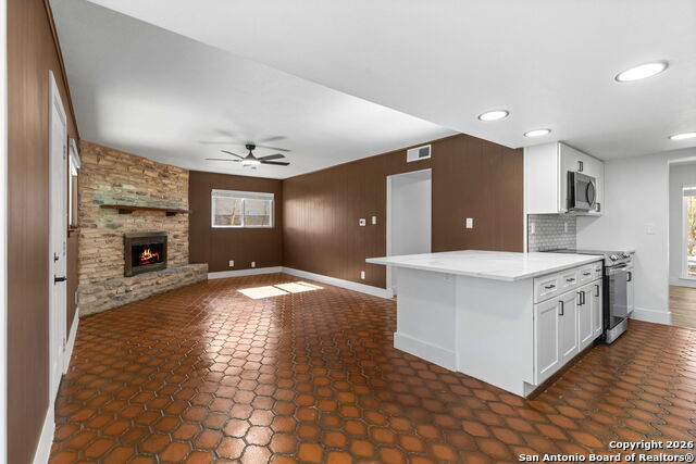 Image 15 of 55 For 2914 War Feather