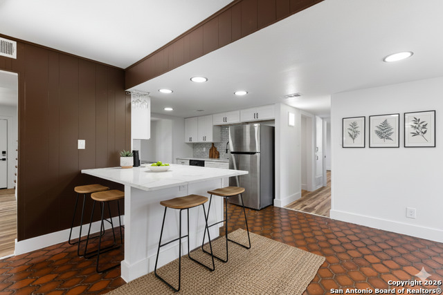 Image 16 of 55 For 2914 War Feather