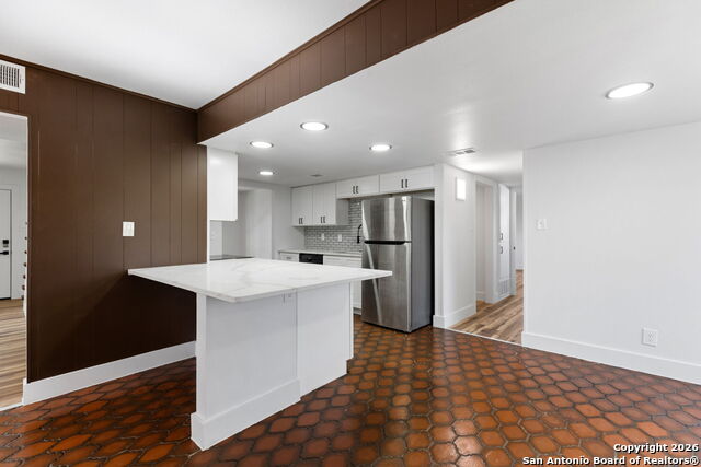 Image 17 of 55 For 2914 War Feather