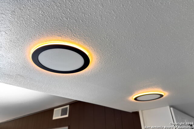 Image 21 of 55 For 2914 War Feather