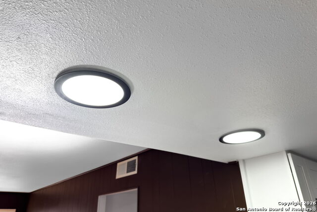 Image 22 of 55 For 2914 War Feather