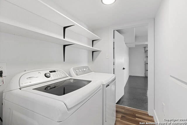 Image 24 of 55 For 2914 War Feather