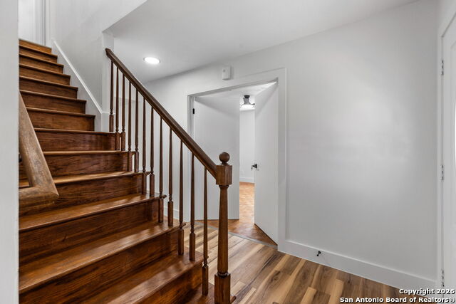 Image 5 of 55 For 2914 War Feather