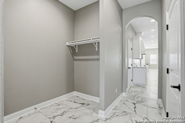 Image 19 of 51 For 7802 Clearwater Blvd