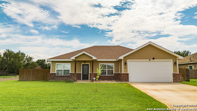 Details for 68 Sunday Ct, Uvalde, TX 78801