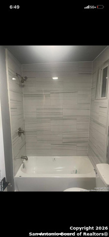 Image 7 of 9 For 3152 Mcarthur