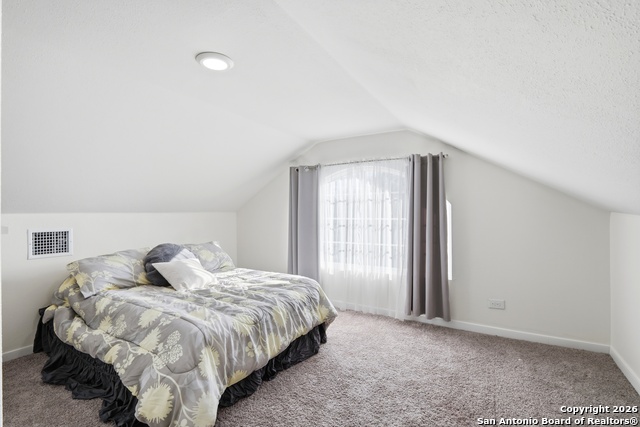 Image 18 of 28 For 611 Barrett  