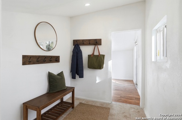 Image 26 of 28 For 611 Barrett  