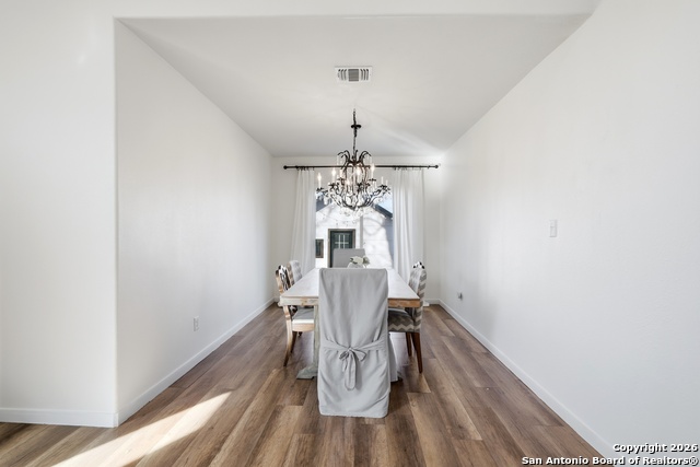 Image 8 of 28 For 611 Barrett  